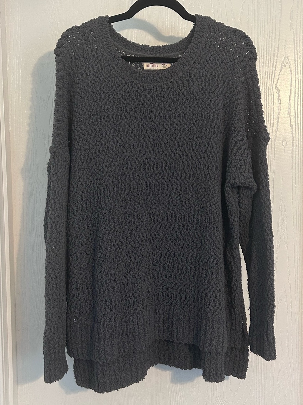 Hollister Dark Charcoal Popcorn Crew Neck Sweater | Size M/L